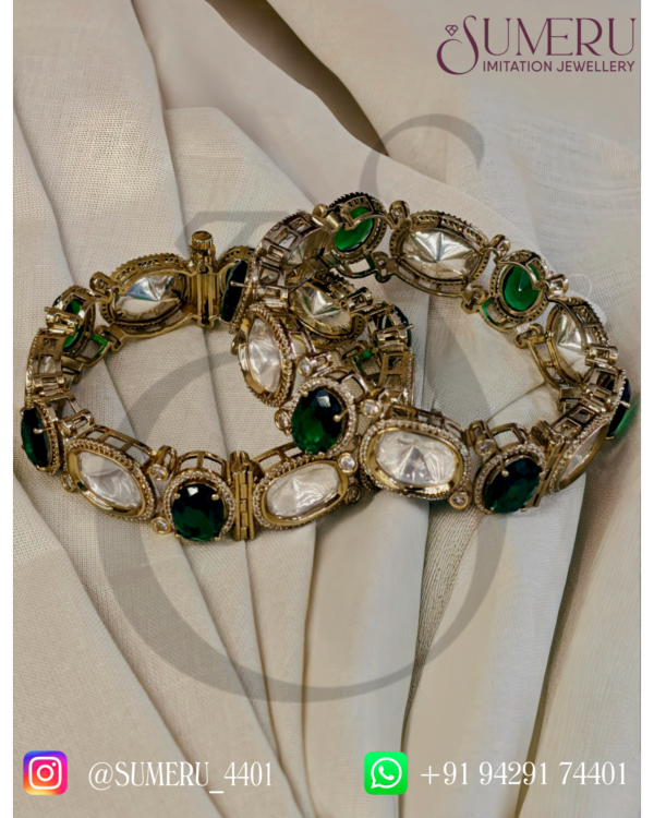 PATLA IN MOZONITE STONE IN ANTIQUE POLISHED. - Image 3