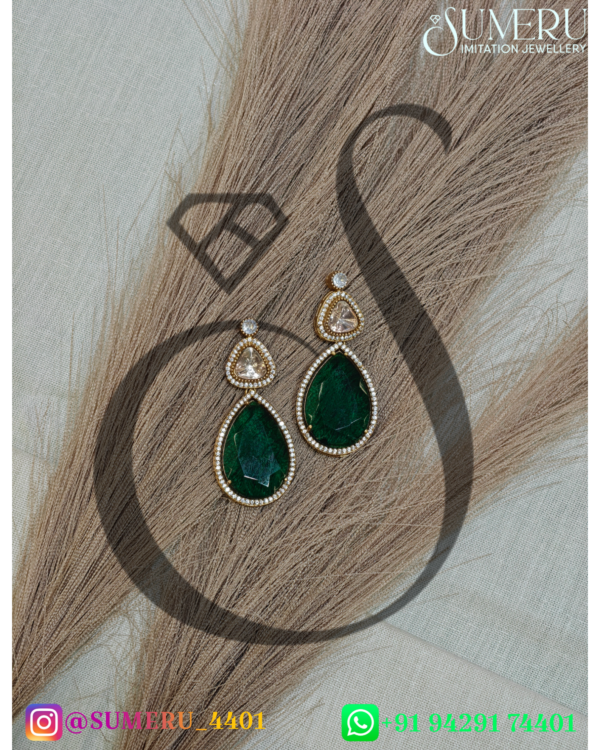 MOISSANITE SET WITH GREEN A.D. STONE - Image 2