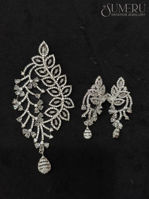 BIG PENDENT SET IN SILVER POLISHED