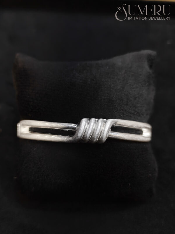 SILVER A.D. KADA IN ATTRECTIVE DESIGN