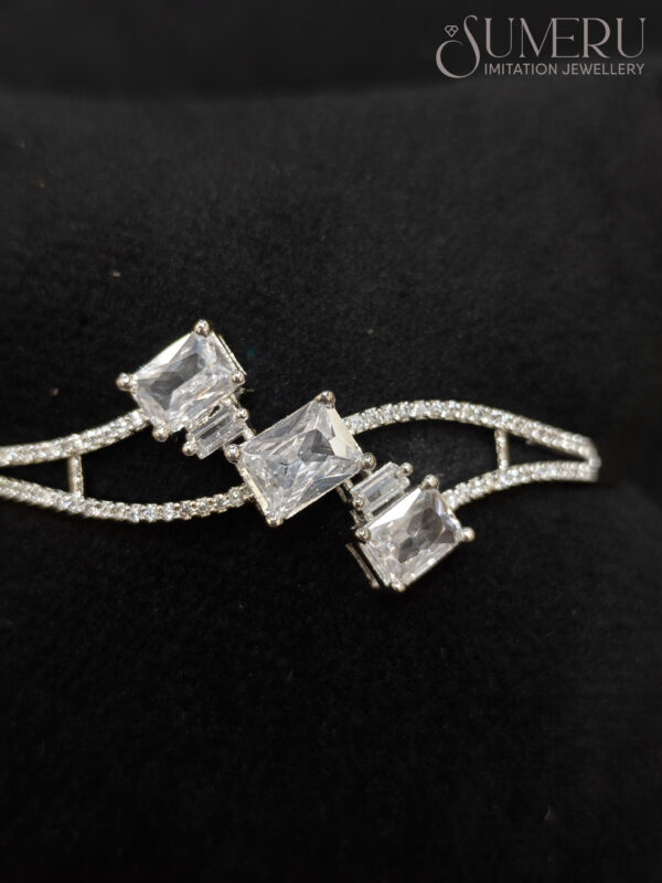 A.D. KADA WITH 3 STONE DESIGN - Image 2