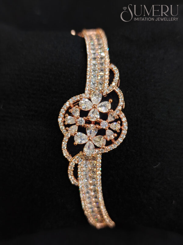 ROSE GOLD A.D. KADA