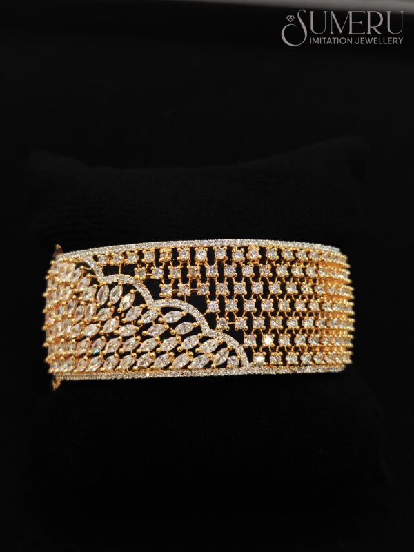 A.D. GOLDEN KADA
