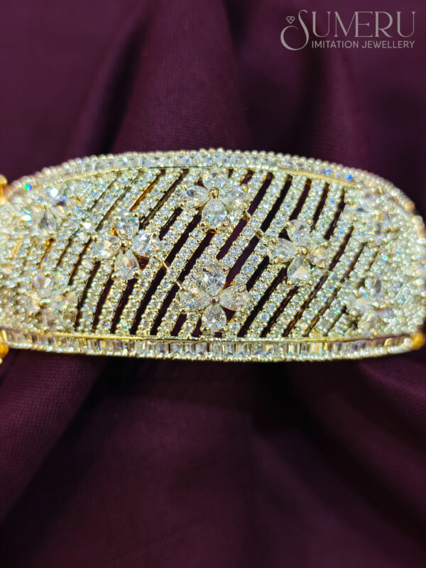 A.D. GOLDEN KADA - Image 2