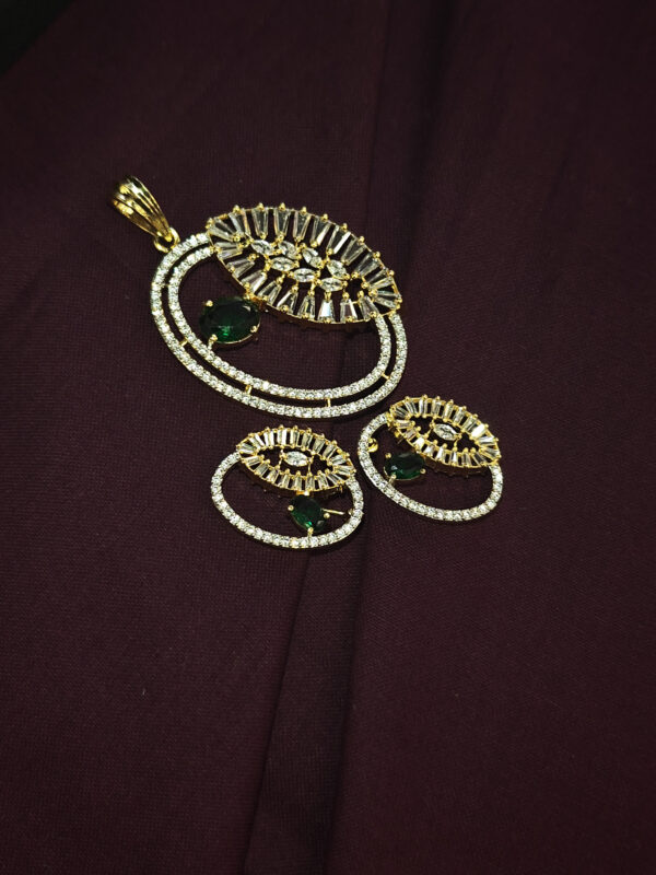 A.D. GOLDEN PENDENT SET