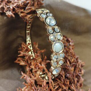 UNIQUE AND ATTRACTIVE WHITE STONE KUNDAN KADA