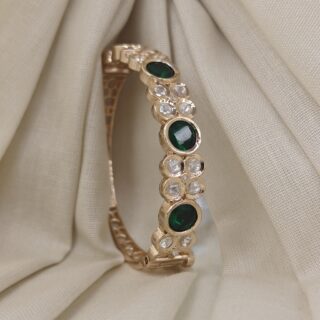 UNIQUE AND ATTRACTIVE GREEN STONE KUNDAN KADA