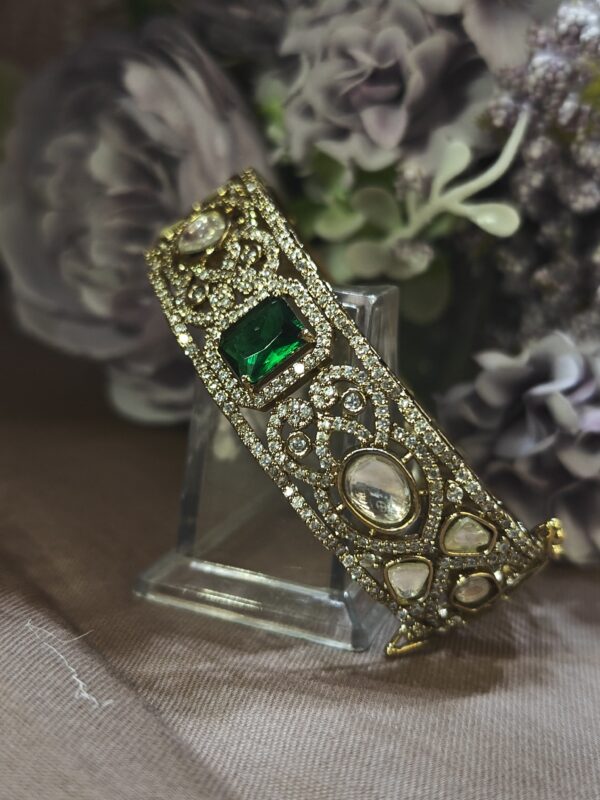 ANTIQUE POLISH WITH GREEN STON KUNDAN KADA - Image 3