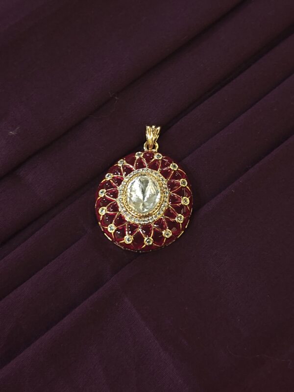 KUNDAN `PENDENT SET WITH RED MEENA WORK - Image 3