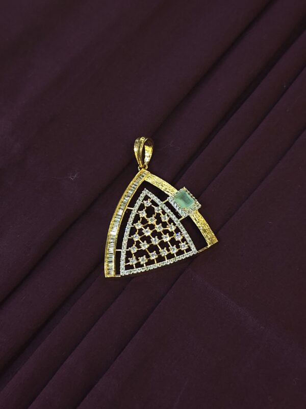 A.D. SET WITH SEE GREEN STONE - Image 3