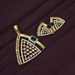 A.D. SET WITH GREEN STONE