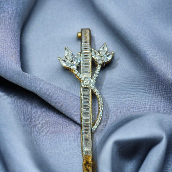 A.D. KADA IN GOLDEN LOOK - Image 2