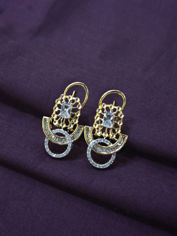 ATTRECTIVE A.D. PENDENT SET - Image 2