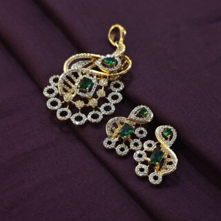 A.D. PENDENT SET WITH GREEN STONE
