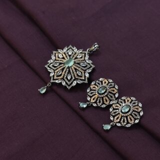 A.D. PENDENT SET IN ANTIQUE POLISED