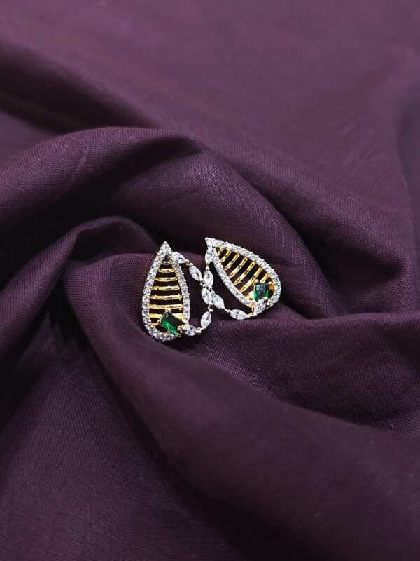 A.D. PENDENT SET WITH GREEN STONE - Image 2
