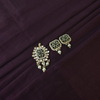 KUNDAN PENDENT SET WITH MEENA WORK